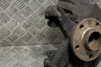 Pivot de moyeu avant gauche VOLKSWAGEN POLO 5