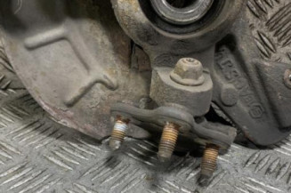 Pivot de moyeu avant gauche VOLKSWAGEN POLO 5