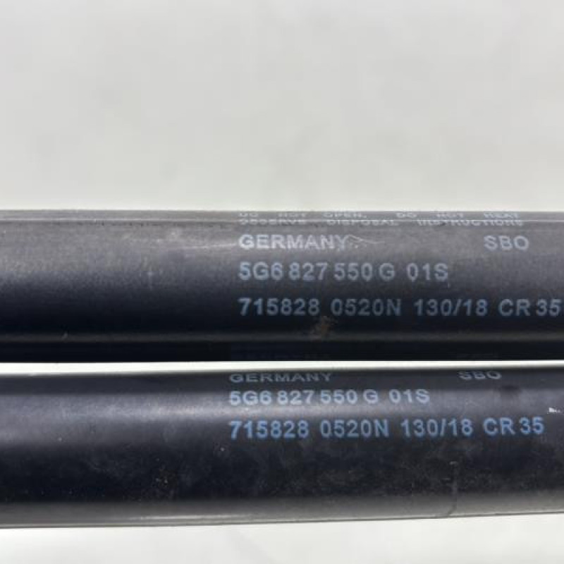 Verin de coffre VOLKSWAGEN GOLF 7 Photo n°4