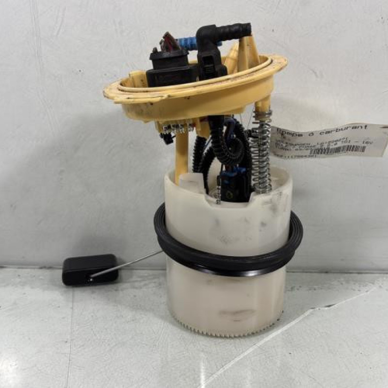 Pompe à carburant VOLKSWAGEN GOLF 7 Photo n°1