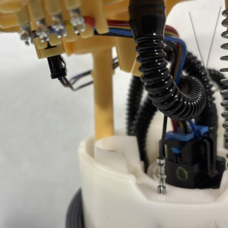 Pompe à carburant VOLKSWAGEN GOLF 7 Photo n°4