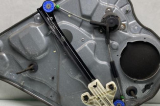 Leve vitre mecanique arriere droit VOLKSWAGEN POLO 4