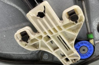 Leve vitre mecanique arriere droit VOLKSWAGEN POLO 4
