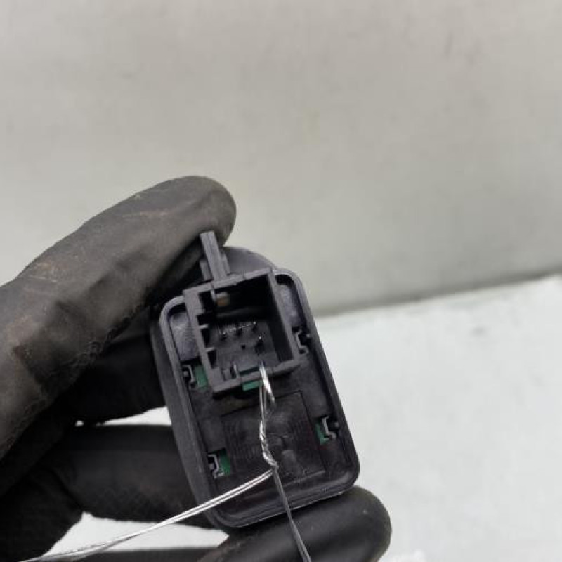 Interrupteur de leve vitre avant gauche CITROEN C2 Photo n°3