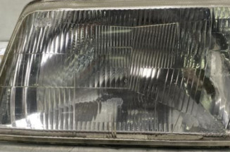 Optique avant principal gauche (feux)(phare) PEUGEOT 205 Photo n°1