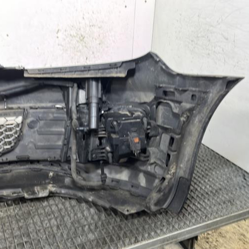 Pare choc avant VOLKSWAGEN GOLF 6 Photo n°4