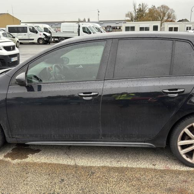 Pare choc avant VOLKSWAGEN GOLF 6 Photo n°13
