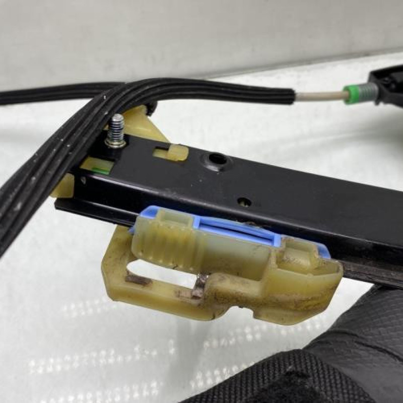 Leve vitre electrique avant droit AUDI A4 3 Photo n°6