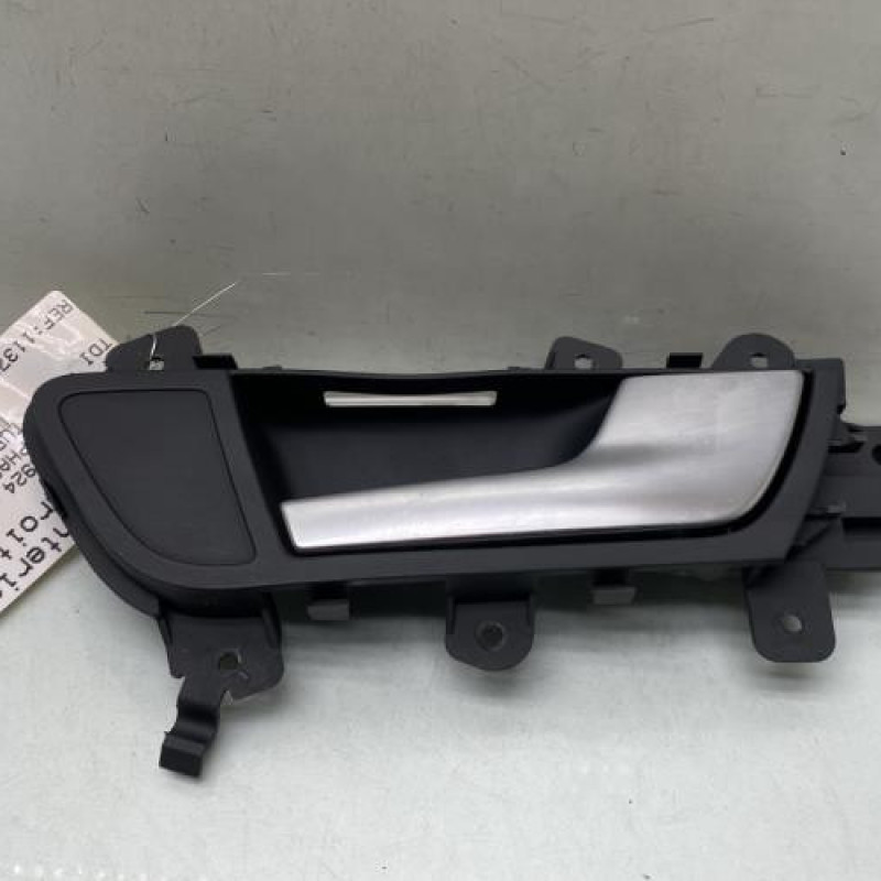 Poignee interieur arriere droit AUDI A4 3 Photo n°1