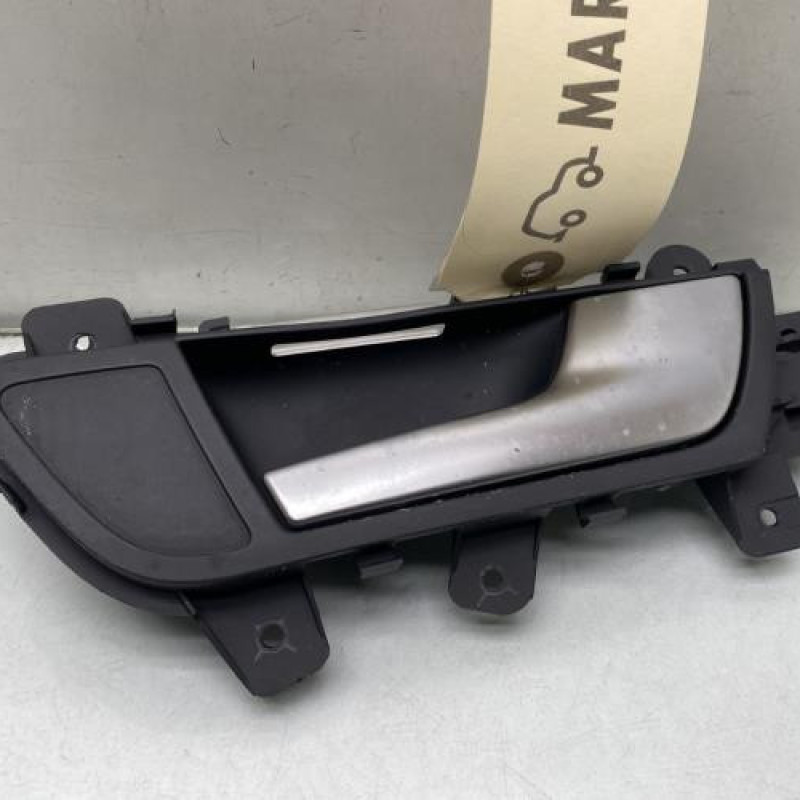 Poignee interieur avant droit AUDI A4 3 Photo n°1