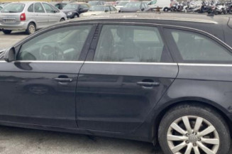 Poignee interieur avant droit AUDI A4 3