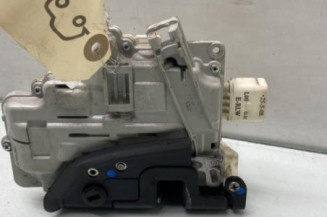 Serrure arriere gauche AUDI A4 3