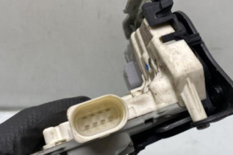 Serrure arriere gauche AUDI A4 3