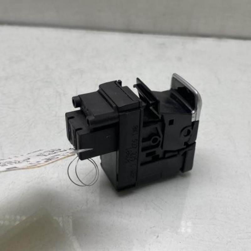 Poignee electrique frein a main AUDI A4 3 Photo n°3