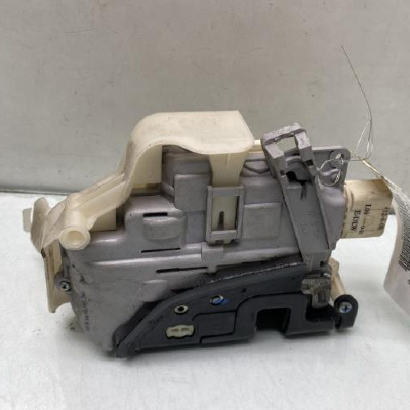 Serrure avant gauche AUDI A4 3 Photo n°3