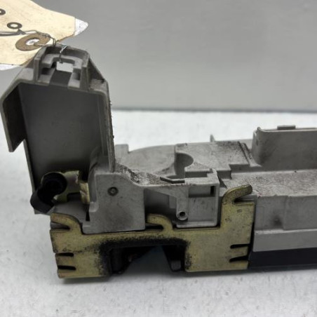 Serrure avant droit PEUGEOT 307