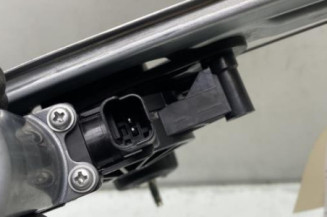 Leve vitre electrique avant droit DACIA SANDERO 3 STEPWAY