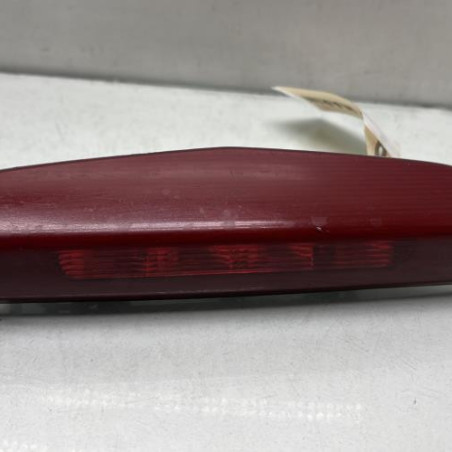 Feu arriere stop central OPEL CORSA D Photo n°1