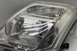 Optique avant principal gauche (feux)(phare) CITROEN C2 Photo n°1