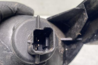 Anti brouillard arriere gauche FORD FIESTA 6