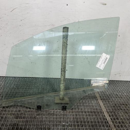 Vitre avant gauche PEUGEOT 208 1 Photo n°1