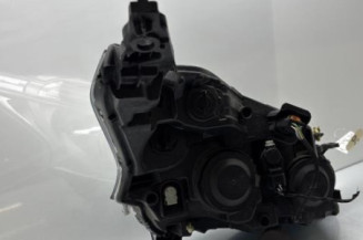 Optique avant principal gauche (feux)(phare) PEUGEOT 208 1