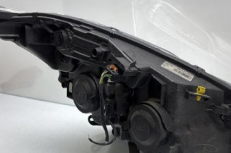 Optique avant principal gauche (feux)(phare) PEUGEOT 208 1