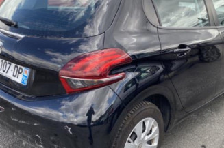 Optique avant principal gauche (feux)(phare) PEUGEOT 208 1