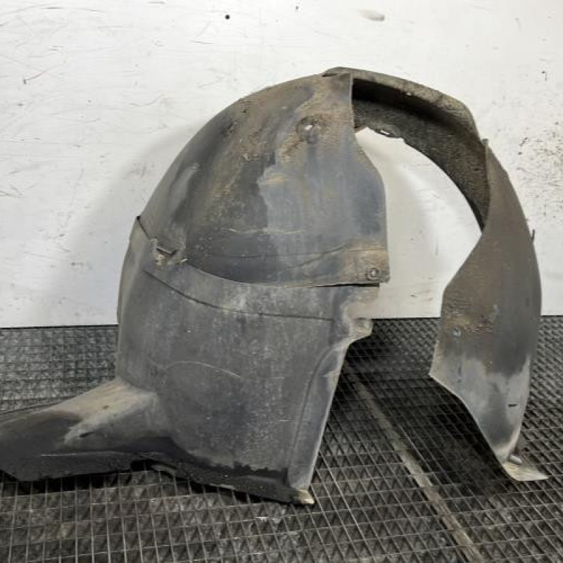 Pare boue avant droit VOLKSWAGEN GOLF 5 Photo n°3