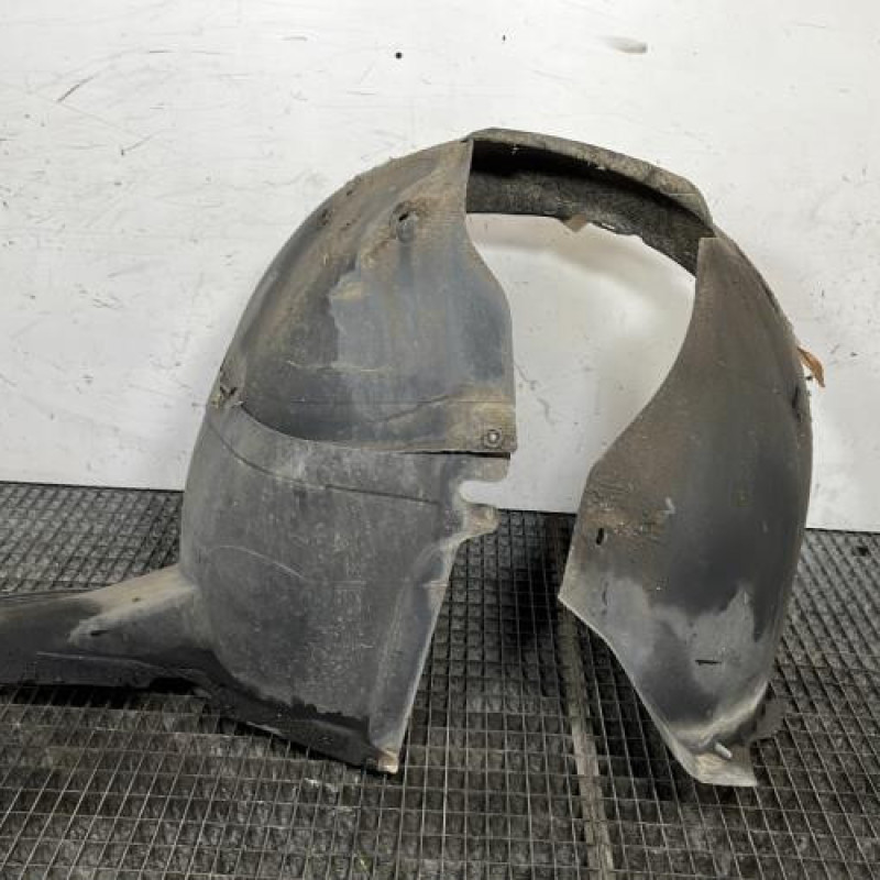 Pare boue avant droit VOLKSWAGEN GOLF 5 Photo n°4