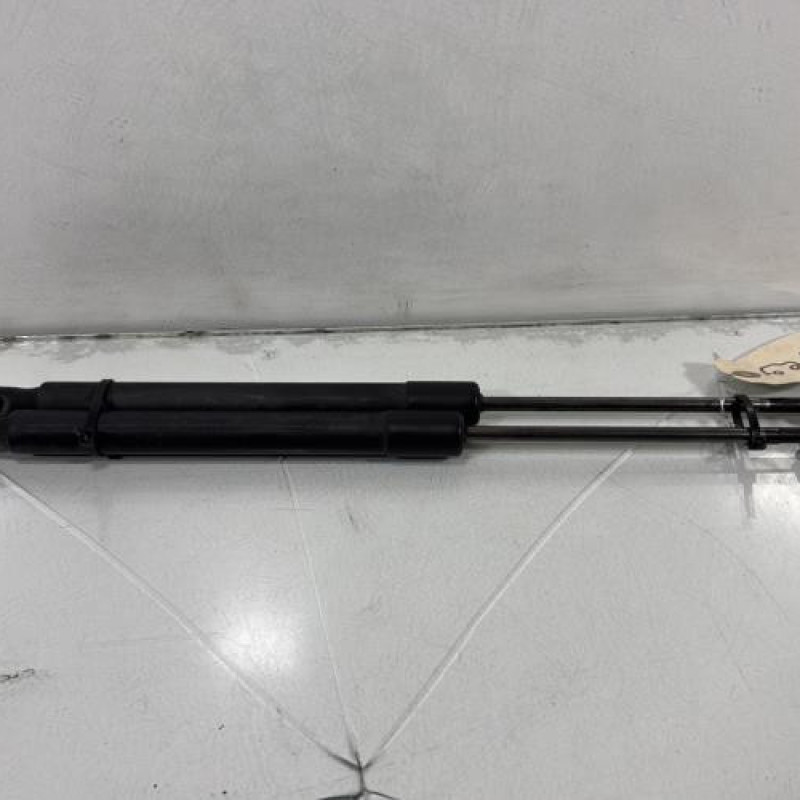 Verin de coffre VOLKSWAGEN GOLF 6 Photo n°1