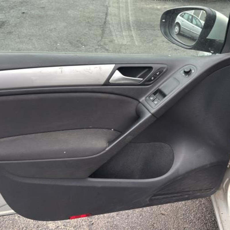 Verin de coffre VOLKSWAGEN GOLF 6 Photo n°14