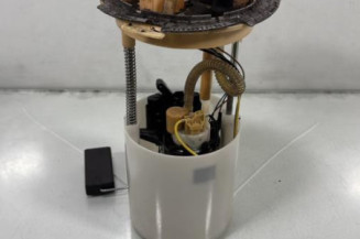 Pompe à carburant VOLKSWAGEN GOLF 6 Photo n°1