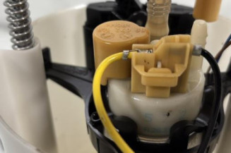 Pompe à carburant VOLKSWAGEN GOLF 6