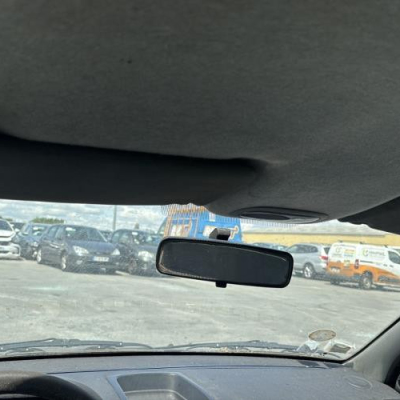 Vitre avant gauche RENAULT CLIO 2 Photo n°15