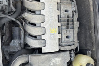 Vitre avant gauche RENAULT CLIO 2