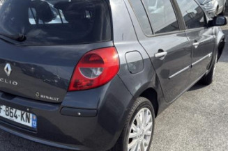 Bras essuie glace avant droit RENAULT CLIO 3