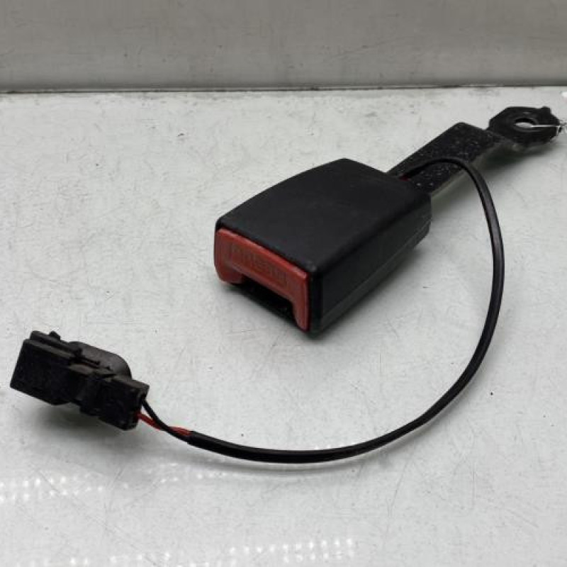 Attache ceinture avant gauche RENAULT CLIO 3 Photo n°1
