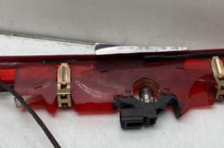 Feu arriere stop central RENAULT CLIO 3