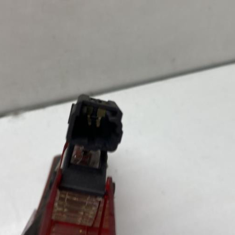 Feu arriere stop central RENAULT CLIO 3 Photo n°3