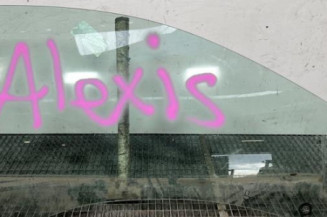 Vitre avant droit RENAULT CLIO 3 Photo n°1