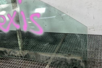 Vitre avant droit RENAULT CLIO 3