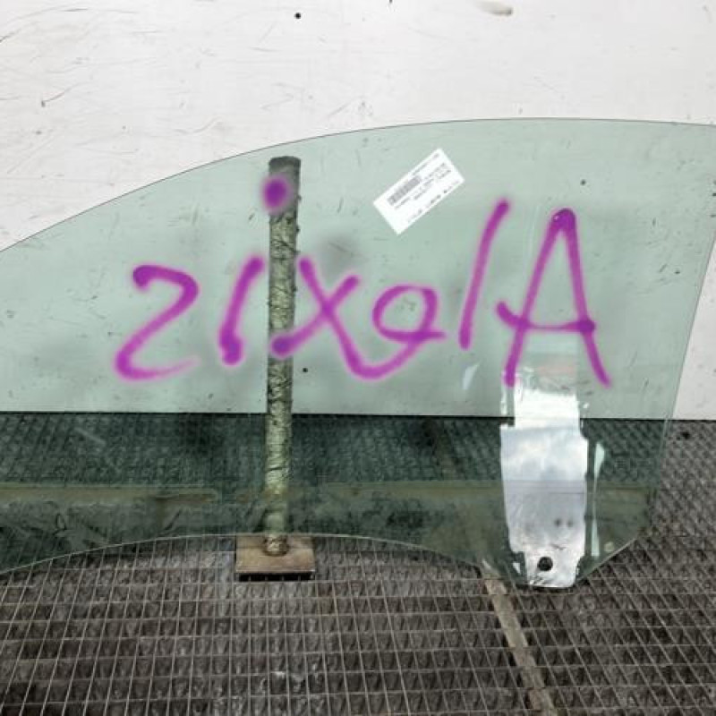 Vitre avant droit RENAULT CLIO 3 Photo n°4