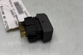 Bouton de warning RENAULT CLIO 1