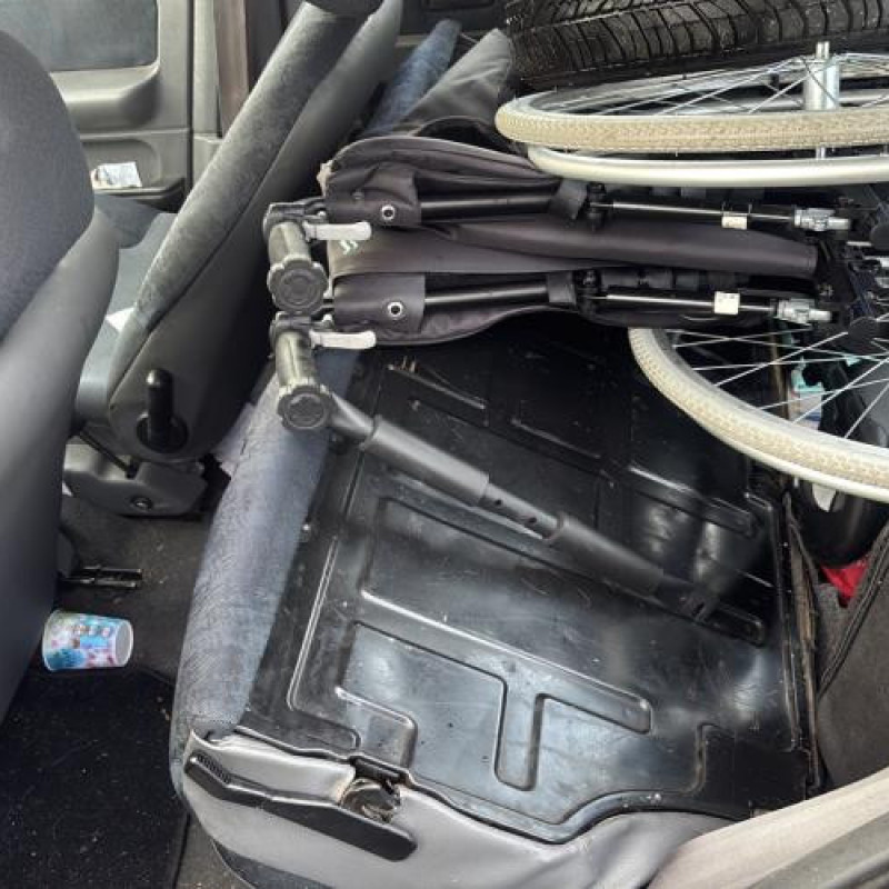 Moteur essuie glace avant RENAULT CLIO 1 Photo n°16