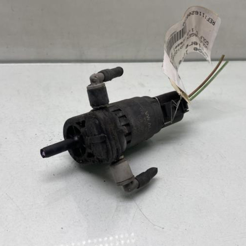 Pompe lave glace arriere VOLKSWAGEN GOLF 5 Photo n°1