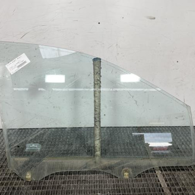 Vitre avant droit HYUNDAI MATRIX Photo n°1