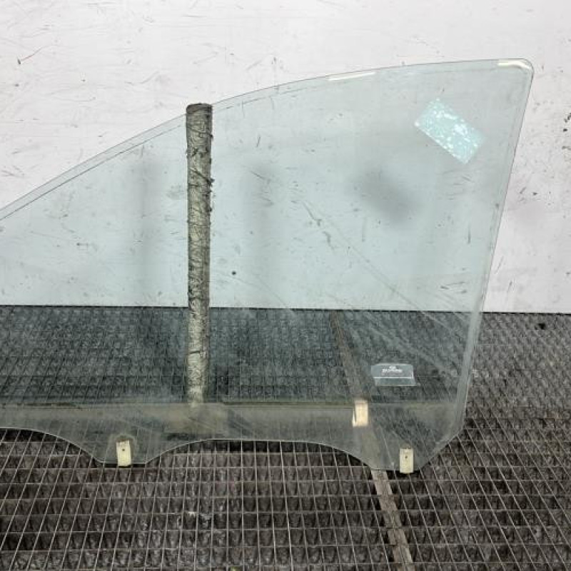 Vitre avant droit HYUNDAI MATRIX Photo n°4