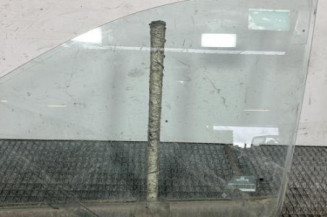 Vitre avant gauche HYUNDAI MATRIX Photo n°1