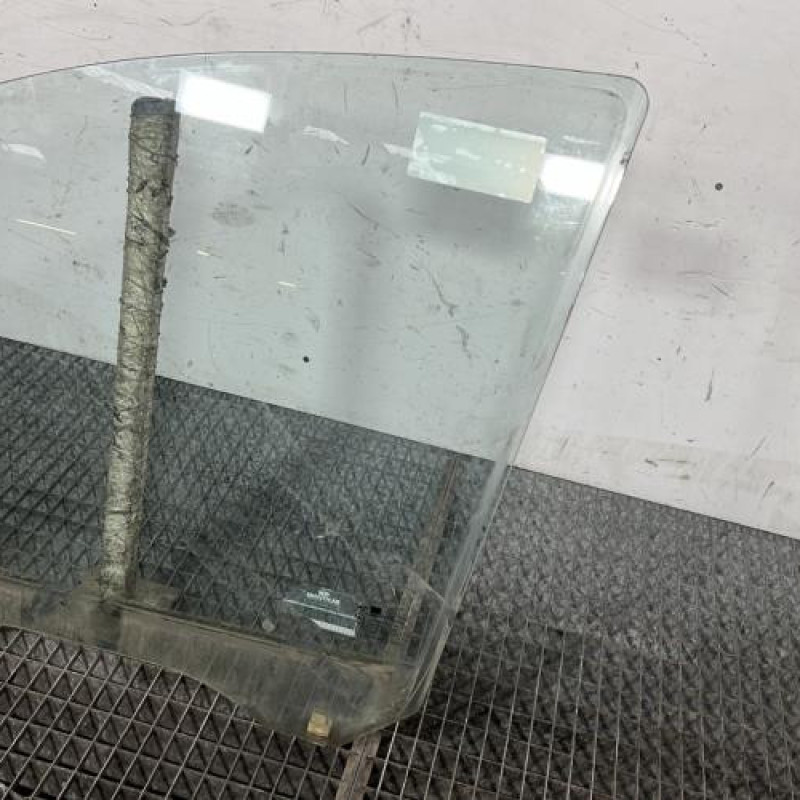 Vitre avant gauche HYUNDAI MATRIX Photo n°3